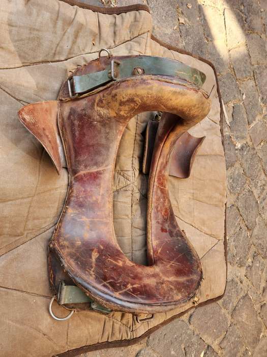 100% original SADF era SWA/Angola bushwar period used McClellan horse mounted troops sadldle & pad