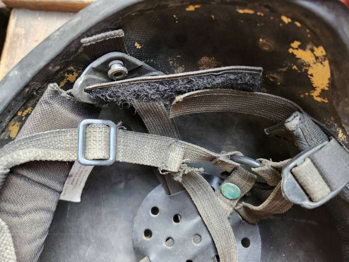100% original top quality ballistic helmet (sold as display item) - SAP STF issued type black kevlar
