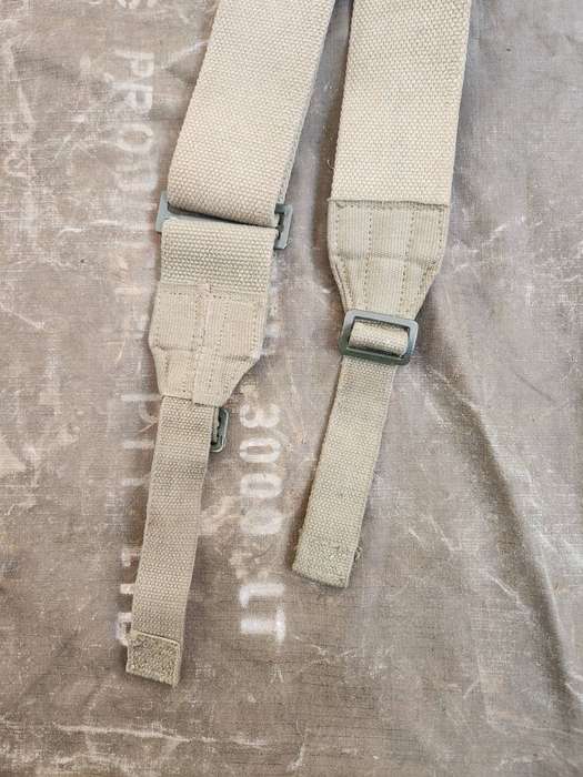 good clean unmarked 100% original SADF era cotton canvas patt 70/73 type olive green R4 weapon sling