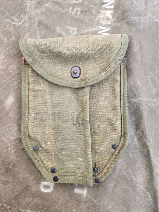 100% original dated WW2 M-1943 USGI issue canvas e-tool carrier used intact condition (ink stamps)