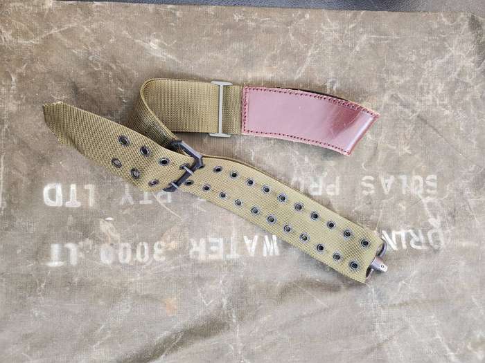 100% original SADF era schools cadet shooting teams used type olive green .22 forearm rifle sling
