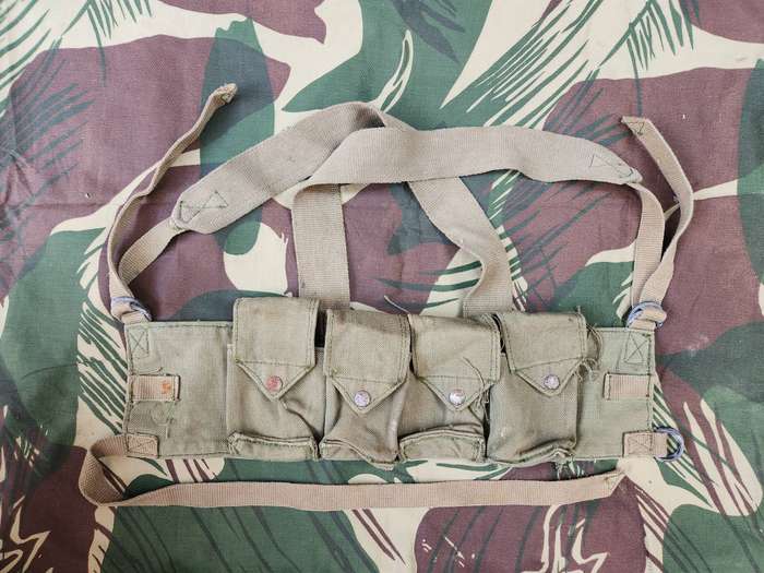 good clean 100% original cond. 4 mag Rhod Pvt Purchase Feradays & Son's FN FAL canvas chest webbing