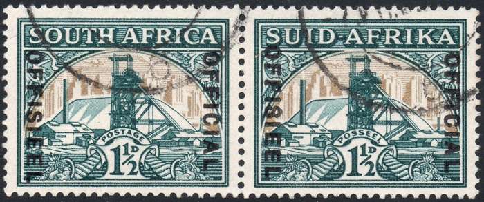 Union of SA - 1935-50 OFFICIALS - SACC26ab 1½d GREEN & BRIGHT GOLD PAIR VFU - CV R1200