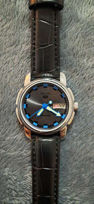 Seiko 5 Automatic with Day and Date Function
