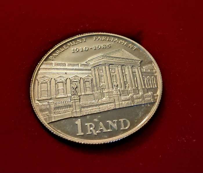 1985 Silver Proof  1 Rand Parliament
