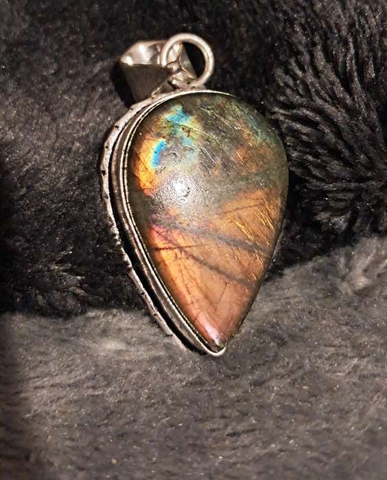 Genuine Labradorite Silver Plated Pendant