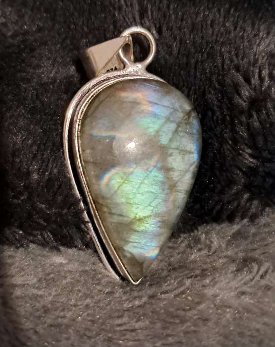 Genuine Labradorite Pendant Silver Plated