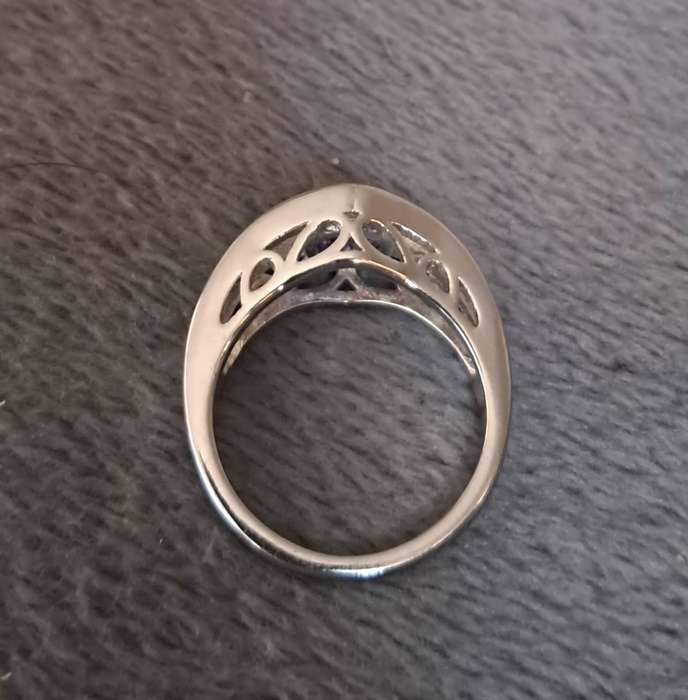 Synthetic Stone Ring Size 7