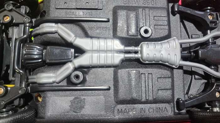 BMW 850 i "1:18" by Road Tough