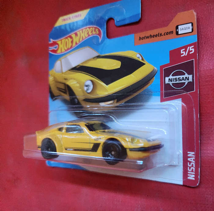 Hotwheels   "Nissan Fairlady"