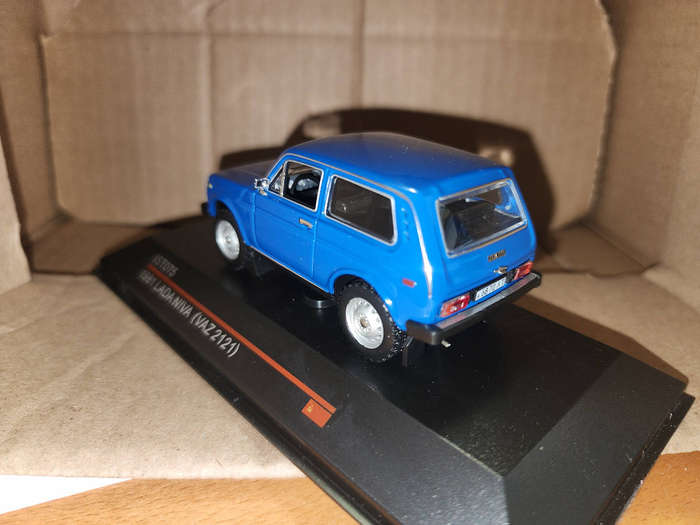 Lad Niva (1981) 1:43