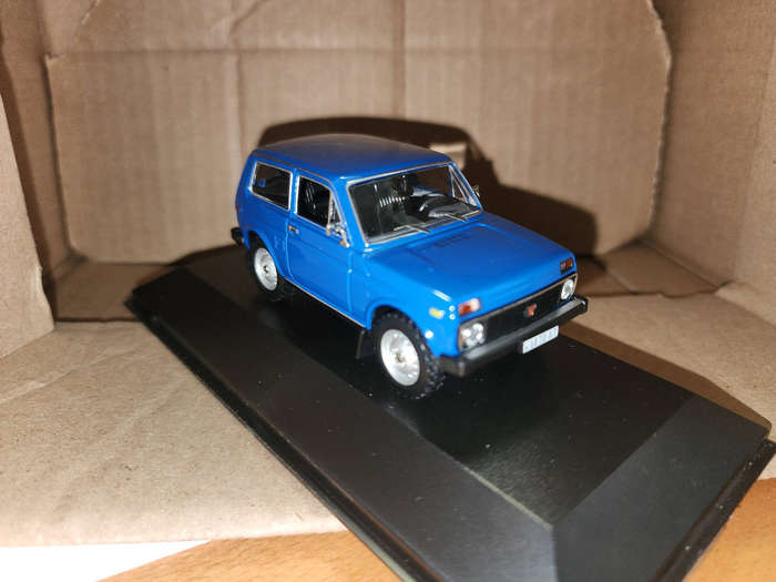 Lad Niva (1981) 1:43