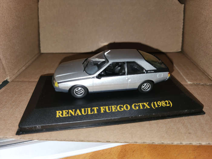 Renault Fuego (1982) 1:43