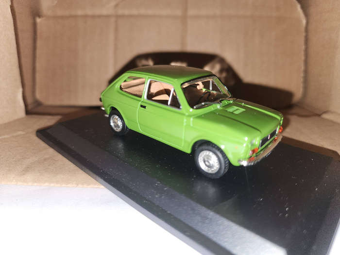 Fiat 127 "1971"  (1:43)