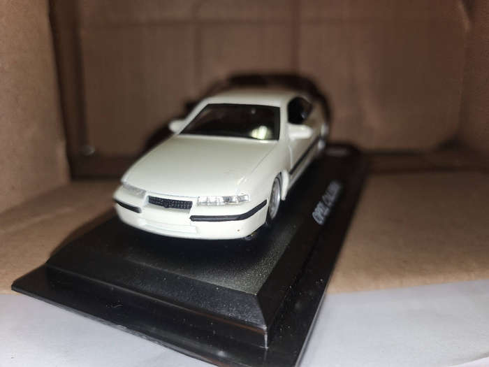 Opel Calibra  (1:43)