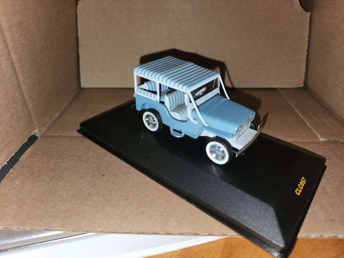 Jeep Surrey (1962) 1:43