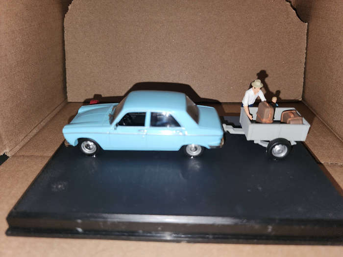 Peugeot 204 (1:43)