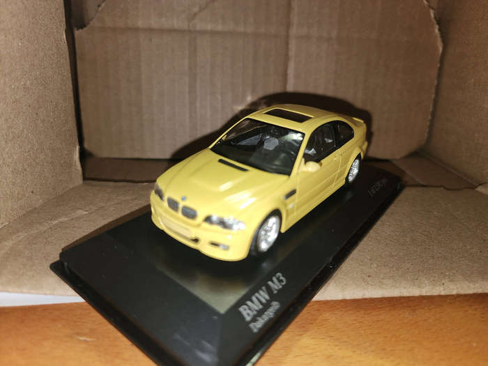 BMW 3 Minichamps