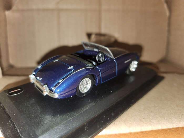 Austin Healey 100 (1:43)