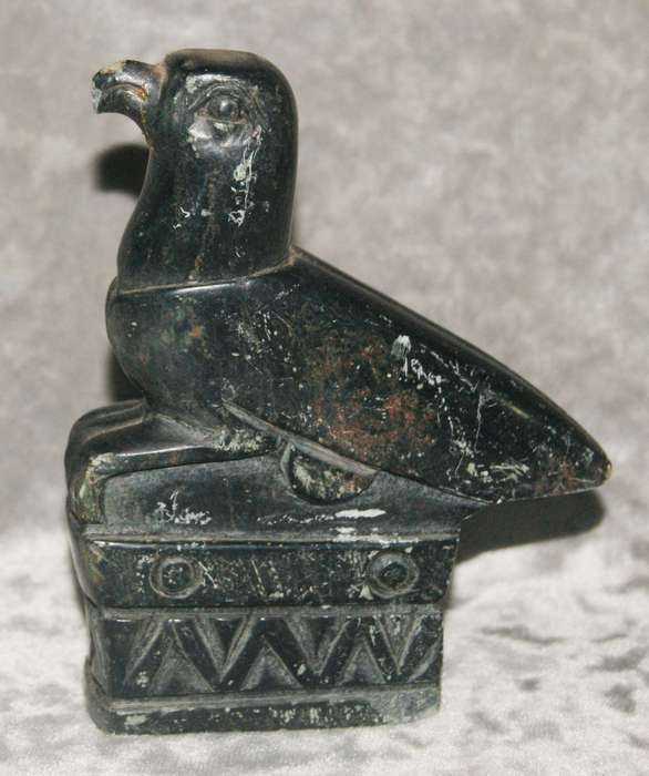 Large soapstone carving "Great Zimbabwe Bird"