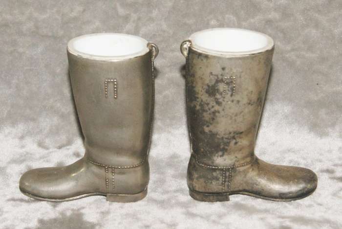 Pair of vintage silver plated tot measure boots 1oz