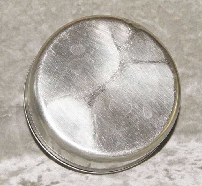 Stainless steel lidded bowl