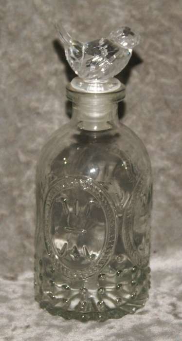 Moulded glass olive oil bottle