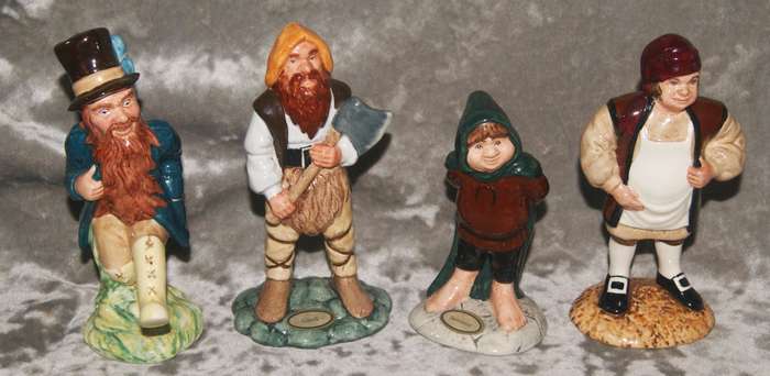 Incredible Royal Doulton complete "Lord of the Rings" character set