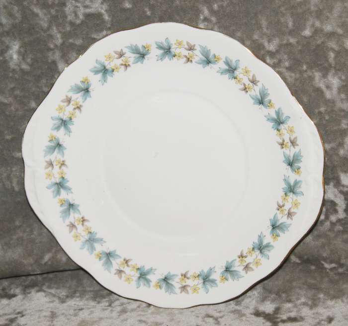 Queen Anne Blue Leaf cake plate