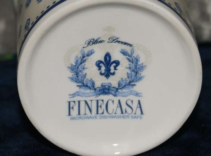Finecasa "Blue Dream" lidded jar