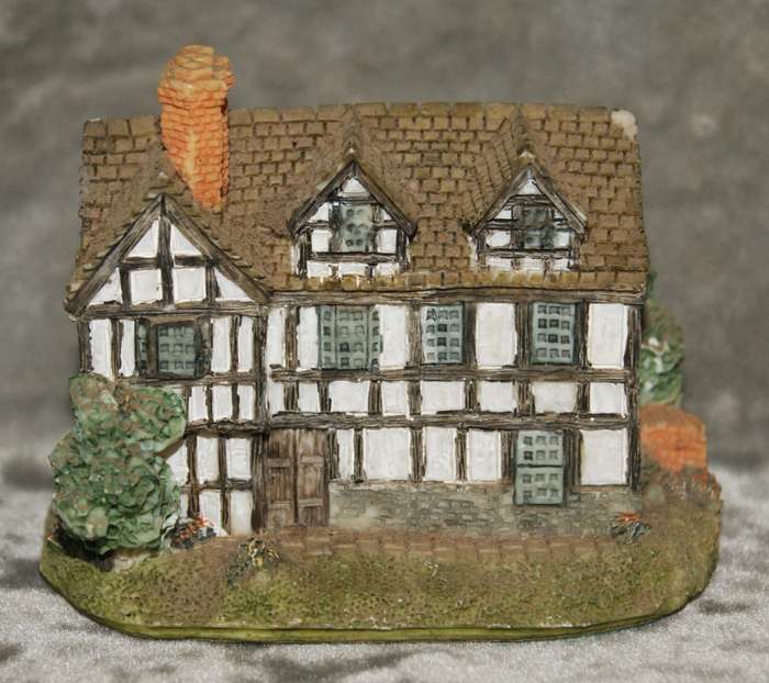 The Leonardo Collection "The Eight Bells" Pub
