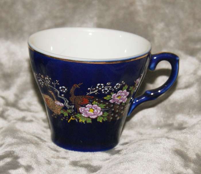 Set of 5 cobalt blue Satsuma style demitasse duo's