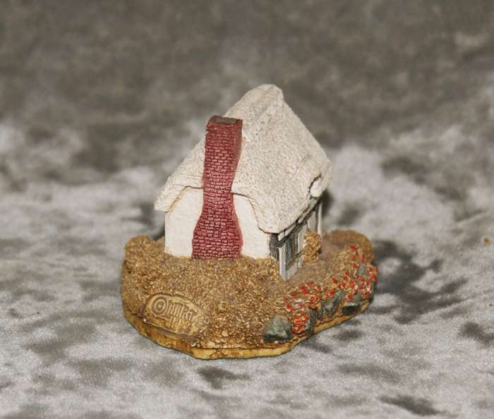 Lilliput Lane "Riverview" in original box