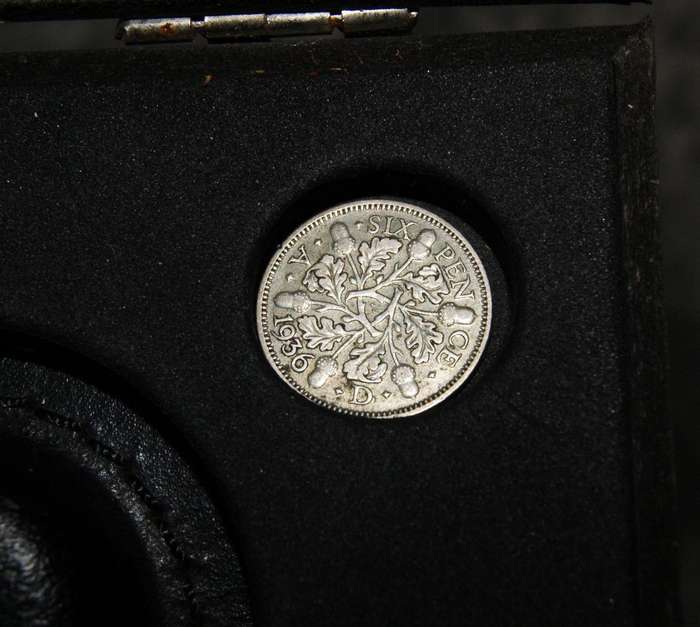Enlan Biltong Pro knife with 1936 silver Sixpence coin