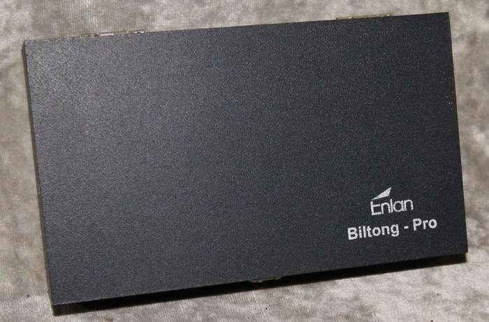 Enlan Biltong Pro knife with 1936 silver Sixpence coin
