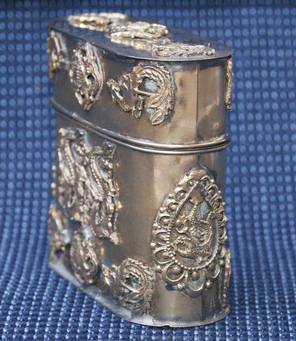 Antique Chinese Wenyin Tobacco/Opium Box  Dragon Motif & Marked Base