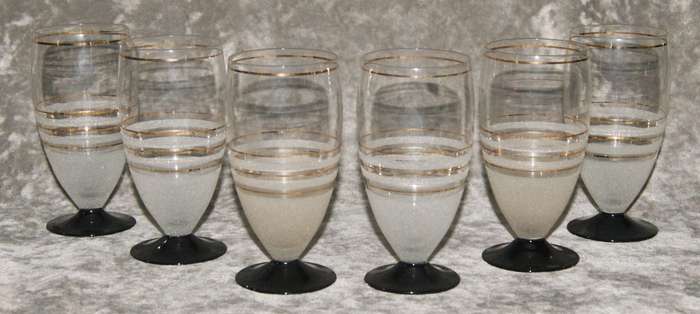 Stunning set of 6 Art Deco Venetian glasses