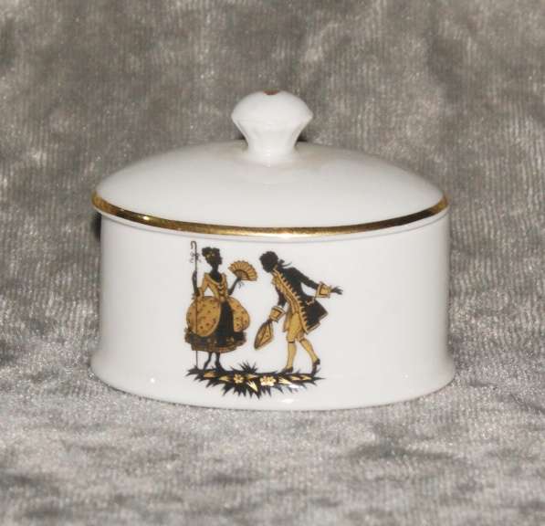 Vintage Marlborough bone china trinket box