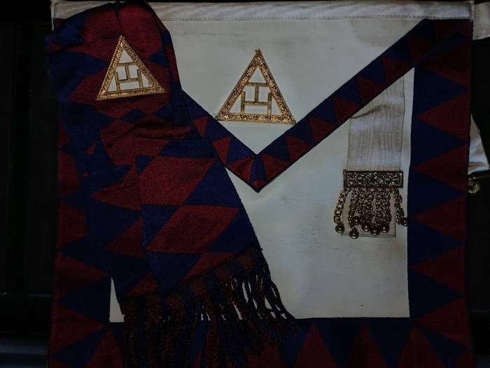 Masonic Royal arch apron and sash