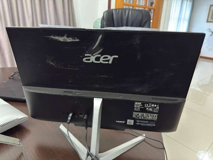  Acer Aspire C22-963 All-in-One PC  i3 / 16GB RAM / 256GB SSD 