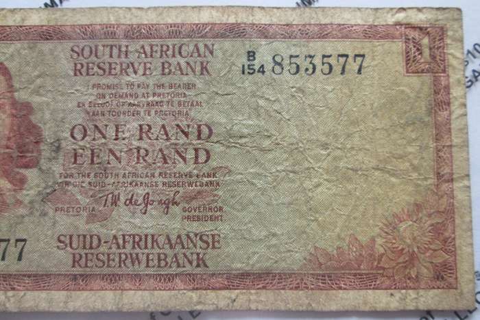 One Rand Republic of South Africa Serial Nr B154 853577