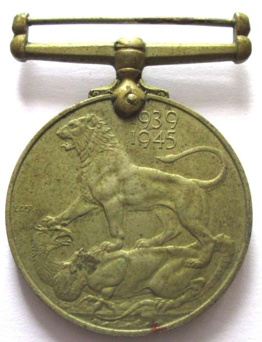 King George WWII 1939 - 1945 Service Medal Name L G Crooke No 241580