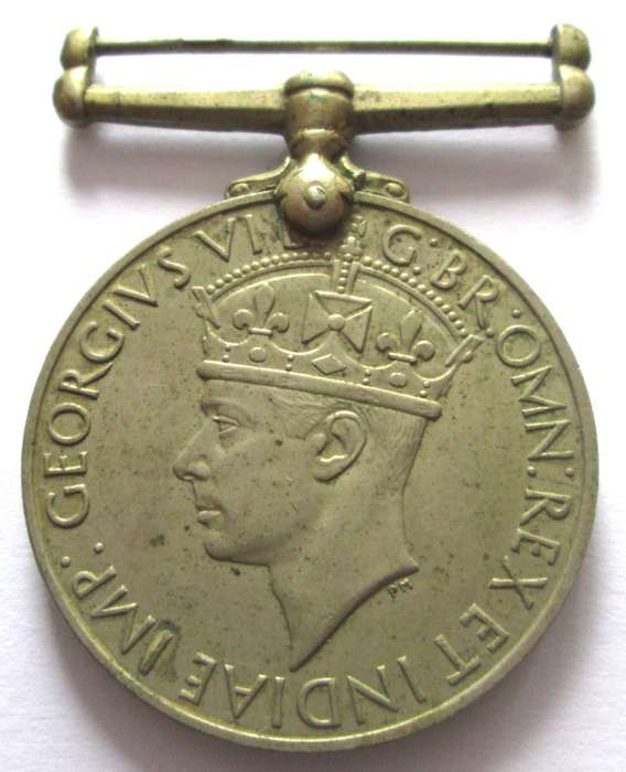 King George WWII 1939 - 1945 Service Medal Name L G Crooke No 241580