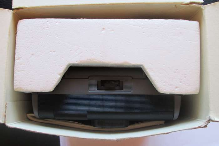 Kodamatic Instant Kodak Camera TM 920 in Original Box with Booklet