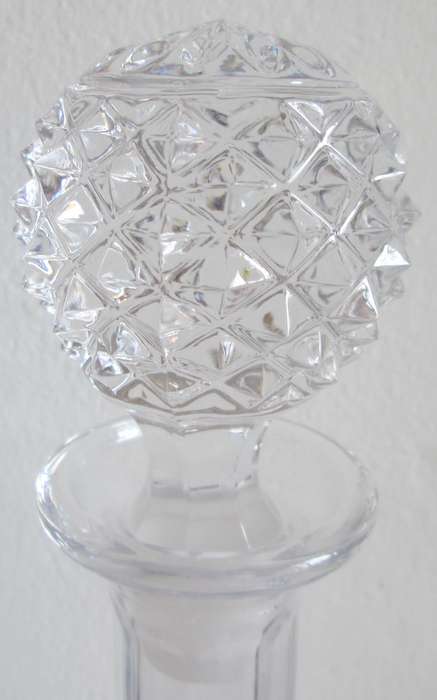 Glass Decanter with Stopper