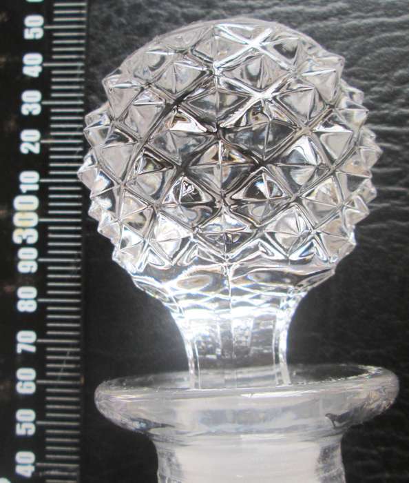 Glass Decanter with Stopper
