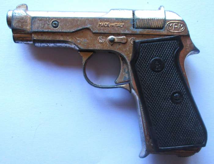 Beretta Die Cast Cal 7.65 Made in Italy Patent 897135 Cap Toy Gun