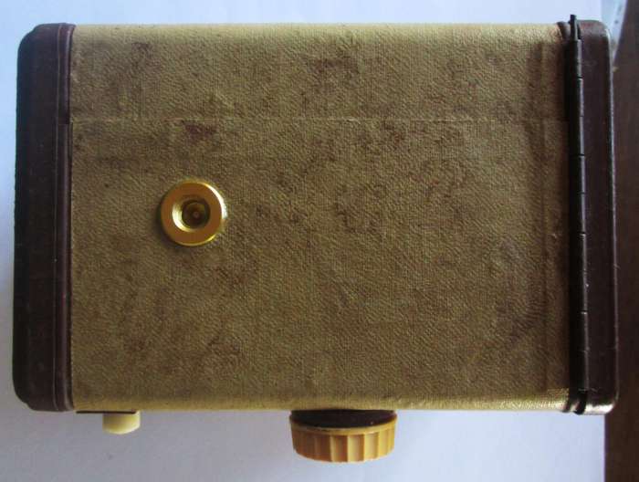 Kodak Brownie Flash IY Camera 1957 - 1960 Made in London
