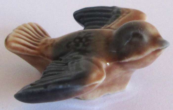 1979 Blue Bird Wade English Whimsies