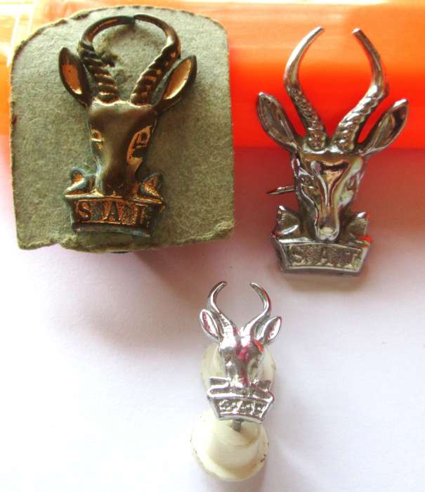 SADF SAI Cap and Collar Badges